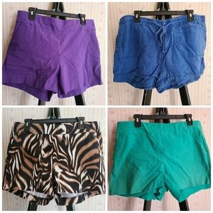 Set of 4 pairs of NY&Co Shorts
